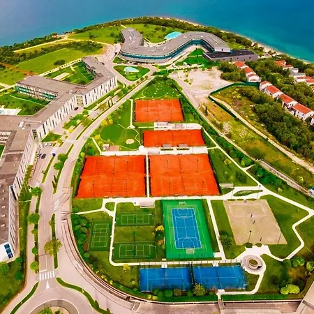 Premium Falkensteiner Petrčane