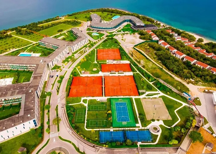 Premium Falkensteiner Petrcane